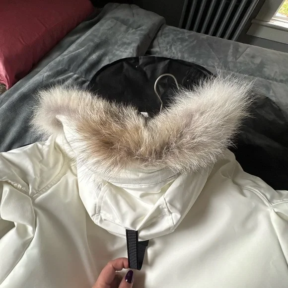 Canada Goose Ski & Snow Jacket - WHITE BRAND NEW WITH TAGS NEVER WORN